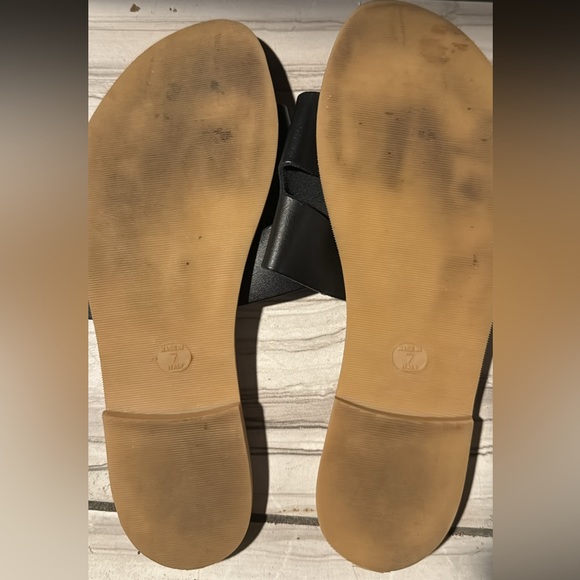 Steven by Steve Madden - Picture 1 of 3